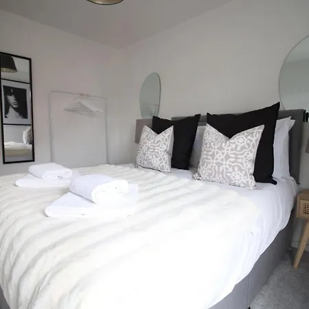 Pensión 4 Bedroom With Free On Street Parking Bristol