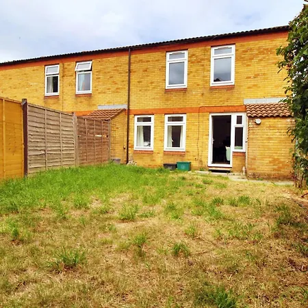 4 Bedroom With Free On Street Parking Bristol